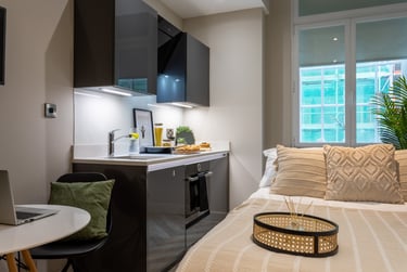 Silver Studio at 121 Princess Street, 121 Princess Street, City Centre, Manchester, M17AG - Image 1