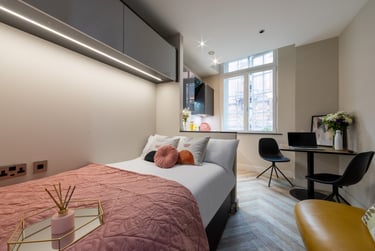 Silver Plus Studio at 121 Princess Street, 121 Princess Street, City Centre, Manchester, M17AG - Image 1