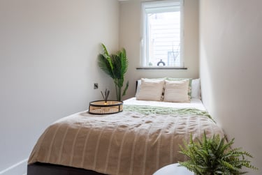 Platinum 1 Bed Apartment - Image 1