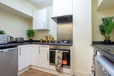 Bronze Non Ensuite - Medium at Manchester Student Village, Lower Chatham Street, City Centre, Manchester, M15SX - Image 6