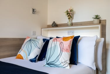 Silver Non Ensuite - Medium at Manchester Student Village, Lower Chatham Street, City Centre, Manchester, M15SX - Image 1