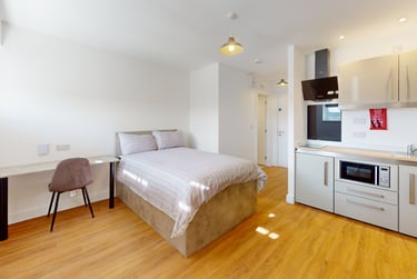 1 bed house, 2 Lemyngton Street, City Centre, Loughborough, LE111UH - Image 4