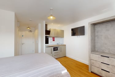 1 bed house, 2 Lemyngton Street, City Centre, Loughborough, LE111UH - Image 1