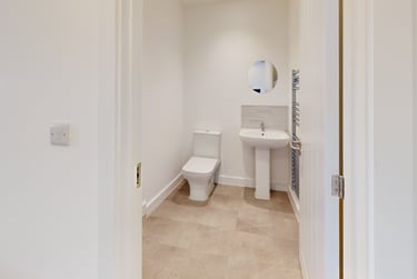 1 bed house, 2 Lemyngton Street, City Centre, Loughborough, LE111UH - Image 3