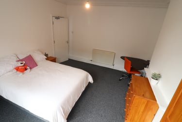 8 bed house, Chichester Street, Newton, Chester, CH14AD - Image 5