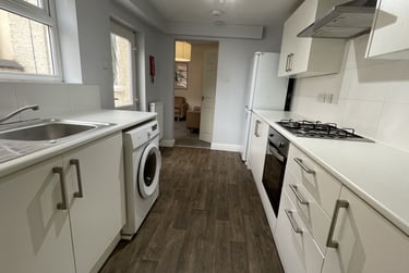 5 bed house, Brookside Terrace, Newton, Chester, CH23PX - Image 2