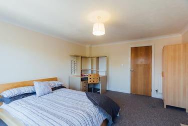 4 bed house, Moorhen Way, City Centre, Loughborough, LE113HH - Image 3