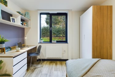 Bronze Studio at Eden Square, Stoney Stanton Road, City Centre, Coventry, CV14FS - Image 2