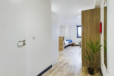 Gold Studio at Eden Square, Stoney Stanton Road, City Centre, Coventry, CV14FS - Image 5