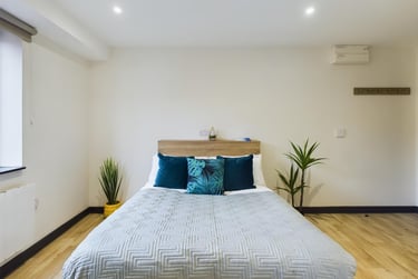 Platinum Studio at Eden Square, Stoney Stanton Road, City Centre, Coventry, CV14FS - Image 1