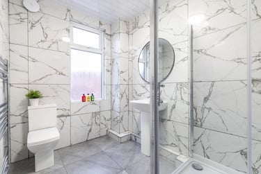 2 bed house, Queens Road, Hyde Park, Leeds, LS61NY - Image 9