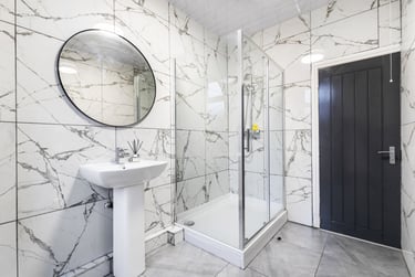 2 bed house, Queens Road, Hyde Park, Leeds, LS61NY - Image 10