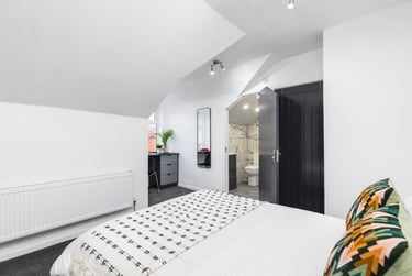 2 bed house, Queens Road, Hyde Park, Leeds, LS61NY - Image 12