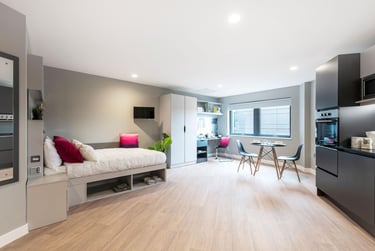 Deluxe Studio at Clifford House, Stadium Way, Pennsylvania, Exeter, EX46AQ - Image 1