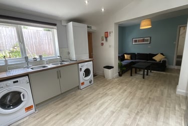 8 bed house, West Lorne Street, Newton, Chester, CH14AF - Image 4