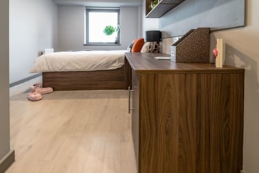 Classic Ensuite at Scotway House, 165 Castlebank Street, Broomhill, Glasgow, G116EU - Image 2