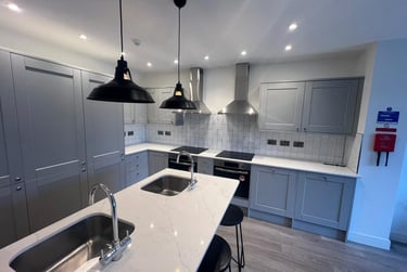 7 bed house, Luckington Road, Northville, Bristol, BS70UT - Image 1