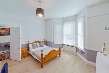 6 bed house, Chichester Street, Newton, Chester, CH14AD - Image 1