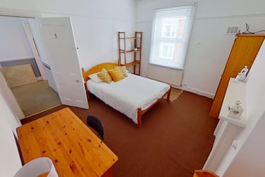 6 bed house, Chichester Street, Newton, Chester, CH14AD - Image 4