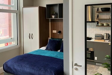 Gold Studio - Image 1