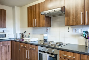 Classic 5 Bed Ensuite Plus at The Pinnacles, Broad Street, City Centre, Sheffield, S25AR - Image 2