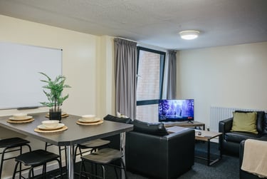 Premium 5 Bed Ensuite at The Pinnacles, Broad Street, City Centre, Sheffield, S25AR - Image 2