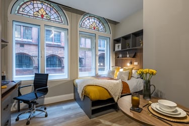 Silver Studio - Image 1