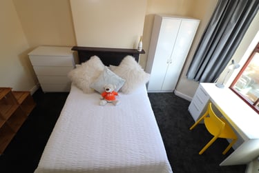 5 bed house, Whipcord Lane, City Centre, Chester, CH14DH - Image 3