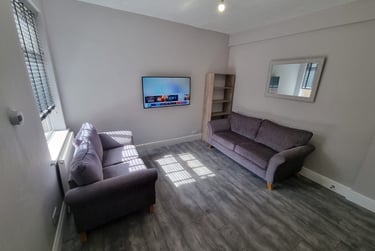 4 bed house, Haworth Street, Newland, Hull, HU67RQ - Image 1