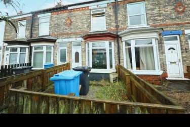 2 bed house, Whitehaven Avenue, Newland, Hull, HU52HF - Image 1