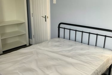 1 bed house, Beverley Road, Newland, Hull, HU51LH - Image 1