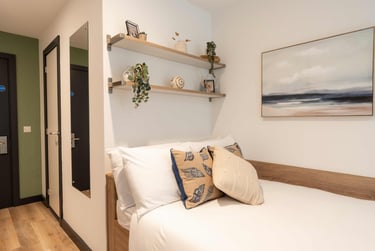 Platinum En Suite - Image 3