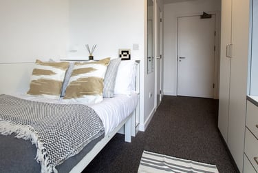 Premium Ensuite With Sea View at East Shore, East Sands, Central, St Andrews, KY168LH - Image 3