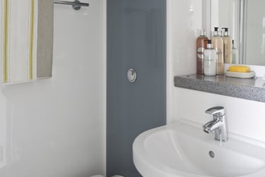 Premium Ensuite With Sea View at East Shore, East Sands, Central, St Andrews, KY168LH - Image 7