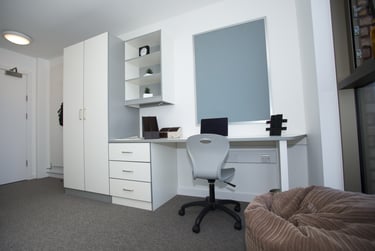 Superior Ensuite at East Shore, East Sands, Central, St Andrews, KY168LH - Image 2