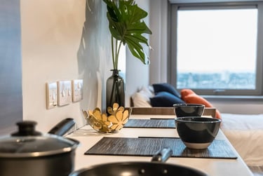 Penthouse Studio - Image 6