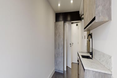 1 bed house, Lister Gate, Lace Market, Nottingham, NG17DD - Image 1