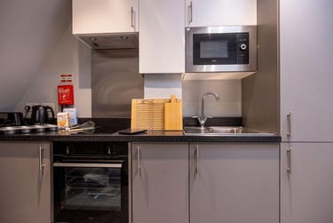 Premium 2 Bedroom Apartment at Ash Grove Court, Ash Grove, University Of Surrey, Guildford, GU28US - Image 5