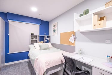 Classic Studio at Ash Grove Court, Ash Grove, University Of Surrey, Guildford, GU28US - Image 1