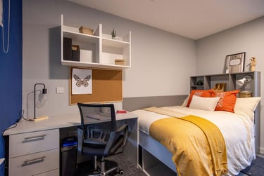 Premium Studio at Ash Grove Court, Ash Grove, University Of Surrey, Guildford, GU28US - Image 1