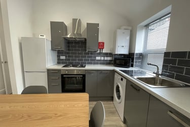 2 bed house, Portland Street, City Centre, Lincoln, LN57JX - Image 2