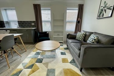 2 bed house, Portland Street, City Centre, Lincoln, LN57JX - Image 3