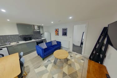 1 bed house, Portland Street, City Centre, Lincoln, LN57JX - Image 1