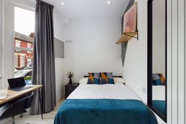 7 bed house, Portman Road, Wavertree, Liverpool, L152HH - Image 3