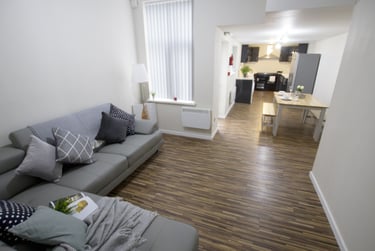 6 bed house, Deramore Street, Rusholme, Manchester, M144DT - Image 3