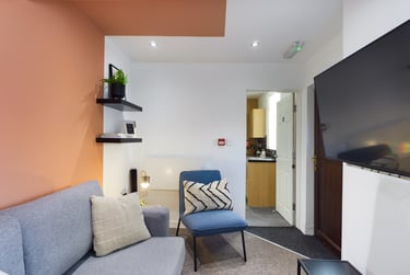 5 bed house, Hall Lane, Low Hill, Liverpool, L78TE - Image 2