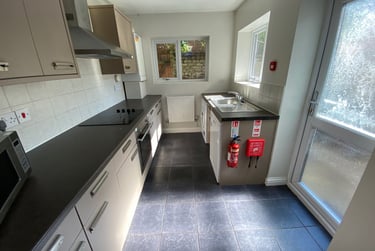 6 bed house, Trafford Street, Plungington, Preston, PR17QE - Image 2