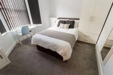 6 bed house, Gilroy Road, Kensington, Liverpool, L66BG - Image 1