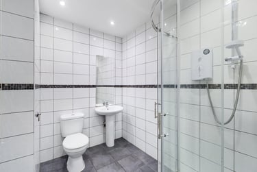 6 bed house, Jubilee Drive, Kensington, Liverpool, L78SW - Image 4