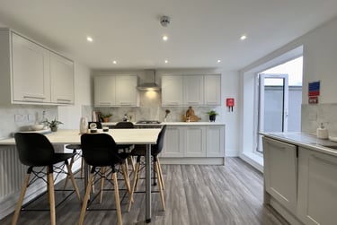 6 bed house, Monks Road, City Centre, Lincoln, LN25HN - Image 3